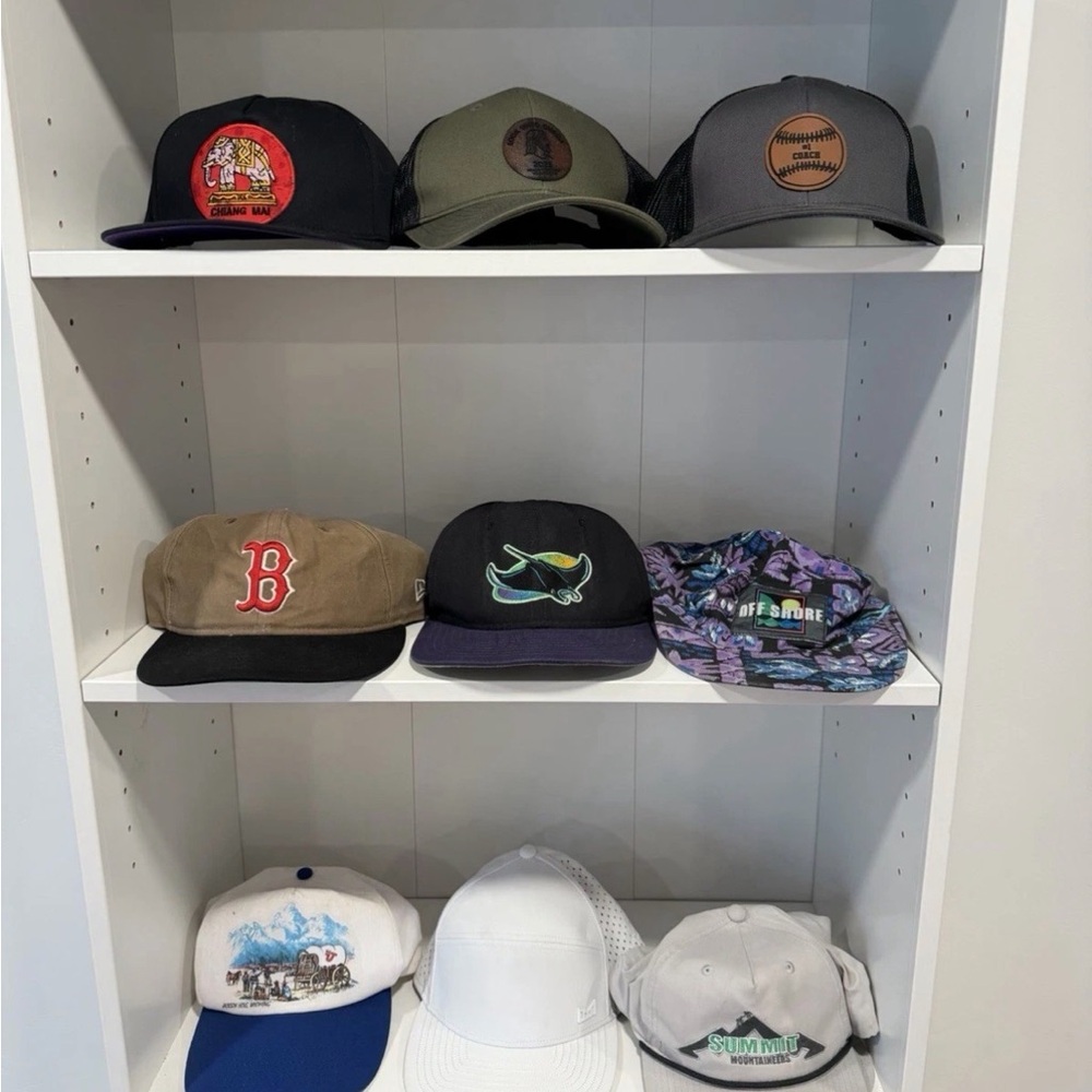 White melin trenches hydro Hat SnapBack and others hat bundle